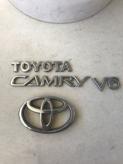Toyota emblem