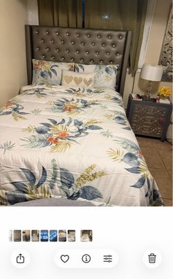 Queen bed