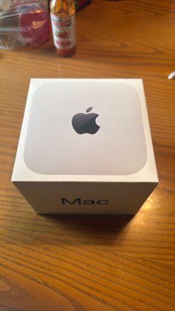 Mac mini M4 chip