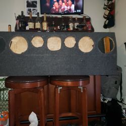 CUSTOM 4 6.5 INCH 2 TWEETER AND 1 HORN SPEAKER BOX