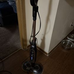 Shark S7201 Steam & Scrub Mop 