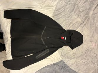 Size S black Nike tech fleece