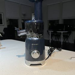 ZASMIRA - Cold press juicer, juicing machines for vegetables and fruits with enhanced juicing techno