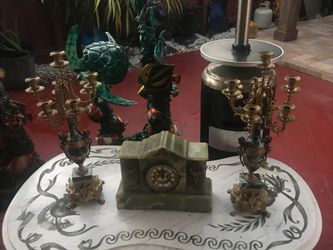 Reloj 🕰 de jade con bronce y dos candelabros