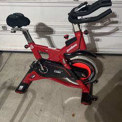 Stationary Bike/ Exercise Bike