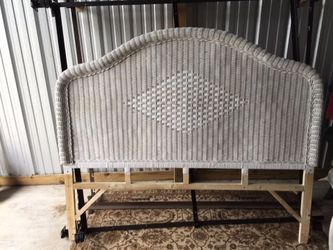 Queen size wicker head board and 2 frames