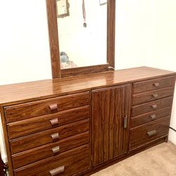 Twin Beds with Dresser 