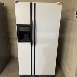 Kenmore Side By Side Refrigerator $250