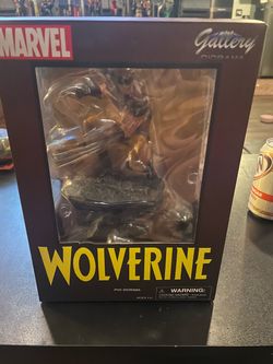 Marvel Gallery Wolverine PVC Diorama Figure