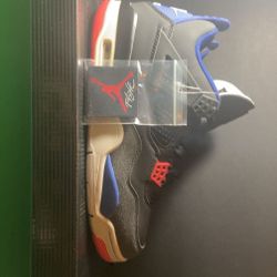 Air Jordan 4 “ Rare Air “ Size 11