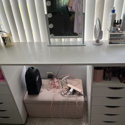 Makeup Vanity/Desk