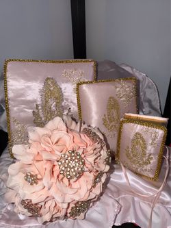 Quinceañera Keepsake Set – Blush Pink & Gold (Our Lady of Guadalupe)