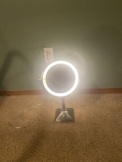 Makeup lamp