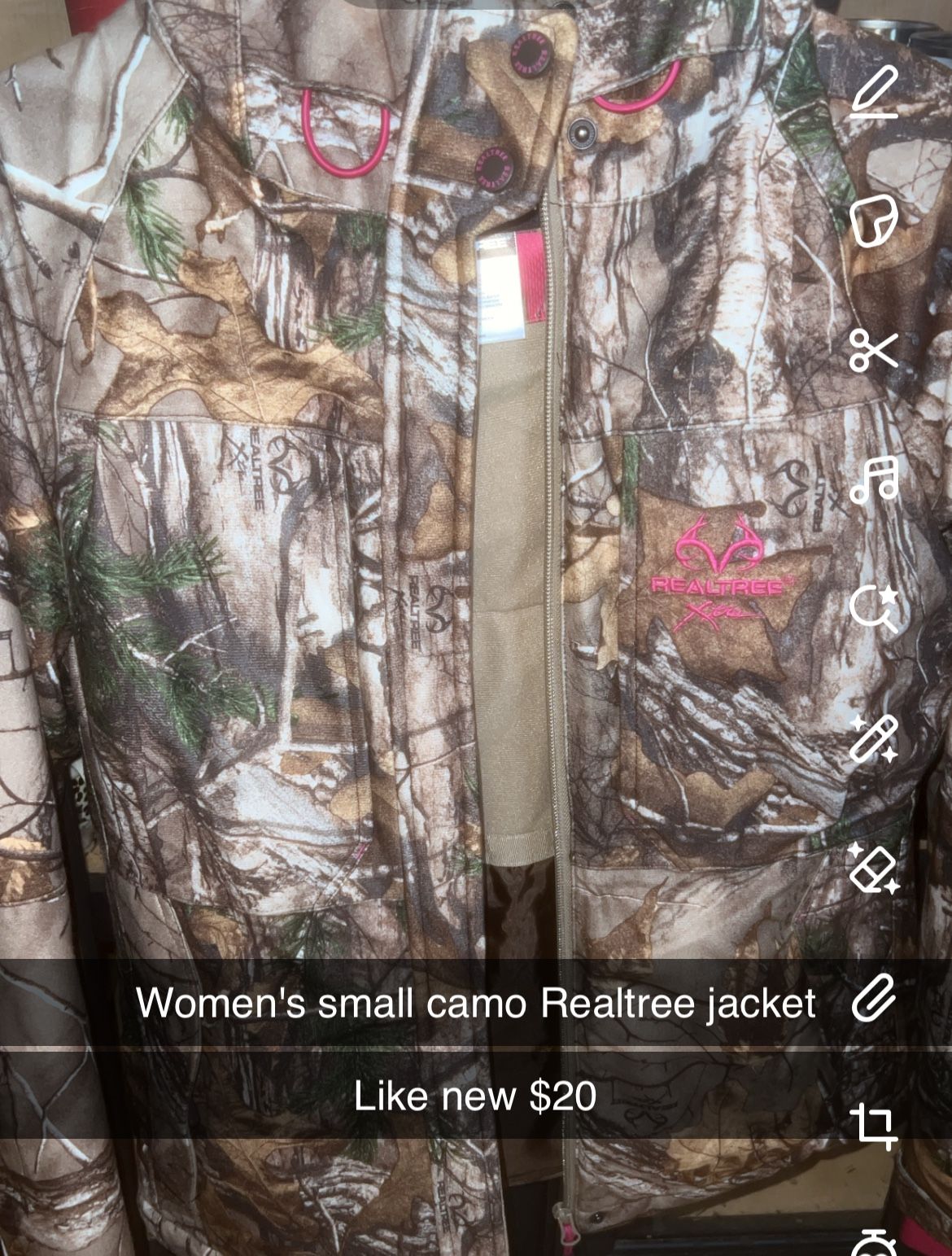 Women's small Realtree camo Jacket