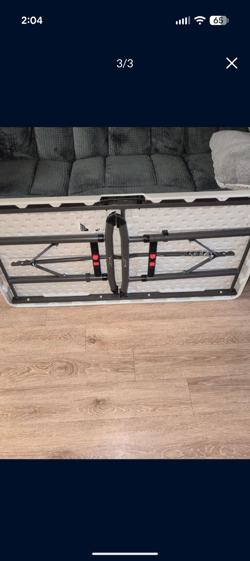 Foldable tables