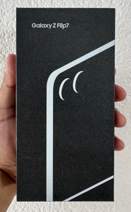 Samsung Galaxy Z flip7 256gb unlocked any carrier