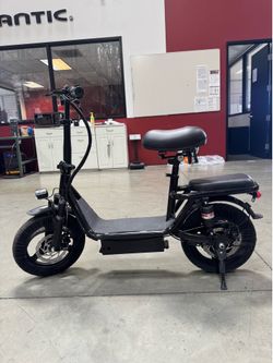 Electric scooter