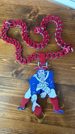 Patriots Hype Chain Retro