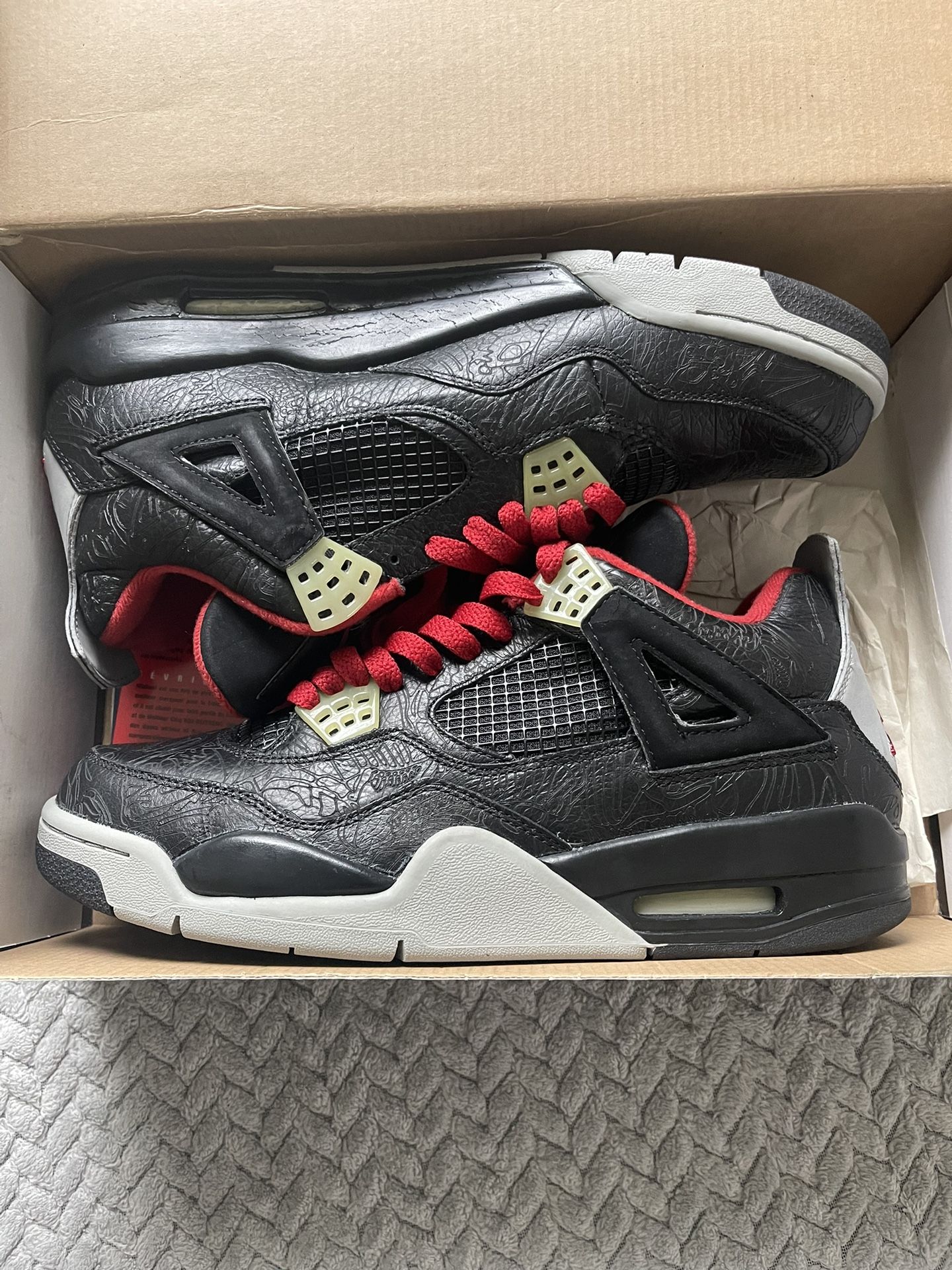 Air Jordan 4 Retro Rare Air ‘Black Laser’