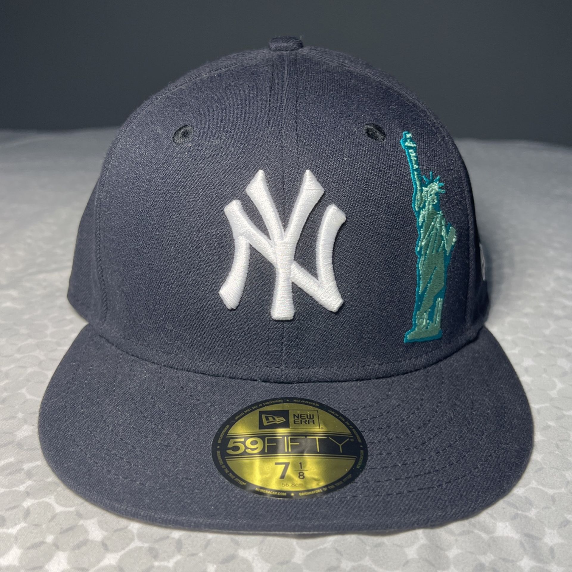 New Era, 59FIFTY, Navy, Statue Of Liberty, New York Yankee, Fitted Hat, Size 7 1/8