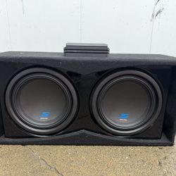 2 12"Alpine Type S in ported box and alpine 600w amp