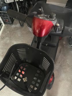 GOGO Electric Scooter 