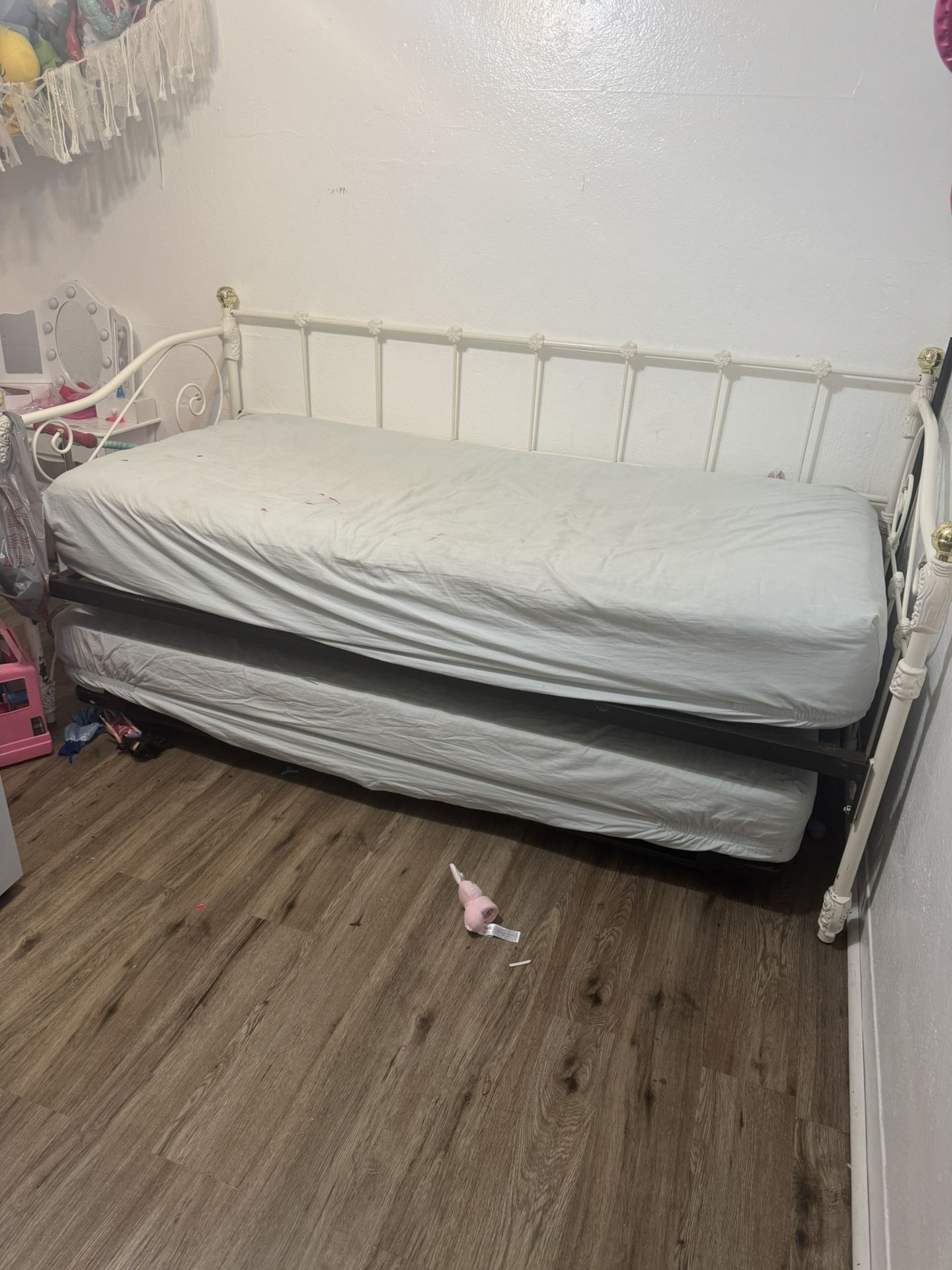 Truffle Bed Twin