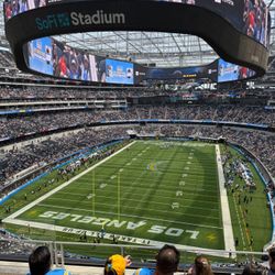 Chargers VS Eagles MNF