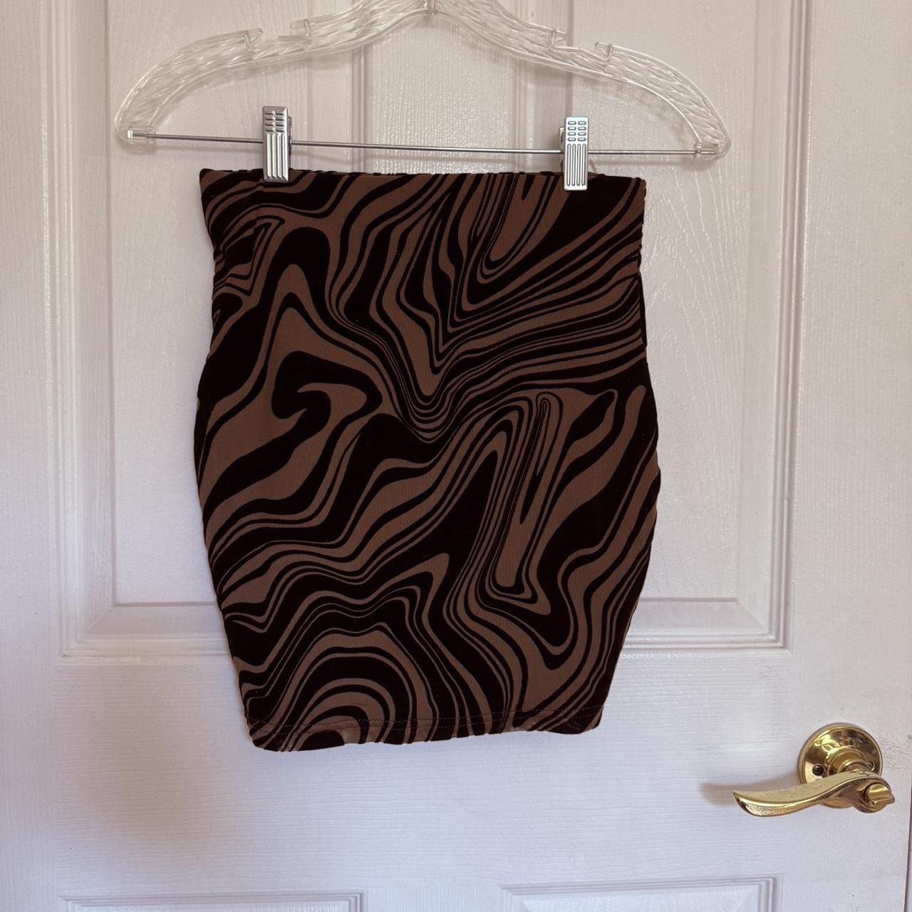 Black and brown mini skirt