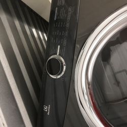 Washer And Dryer Extrolux .