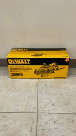 DEWALT DWS535B 7-1/4”  WORM DRIVE CIRCULAR SAW WITH ELECTRIC BRAKE.