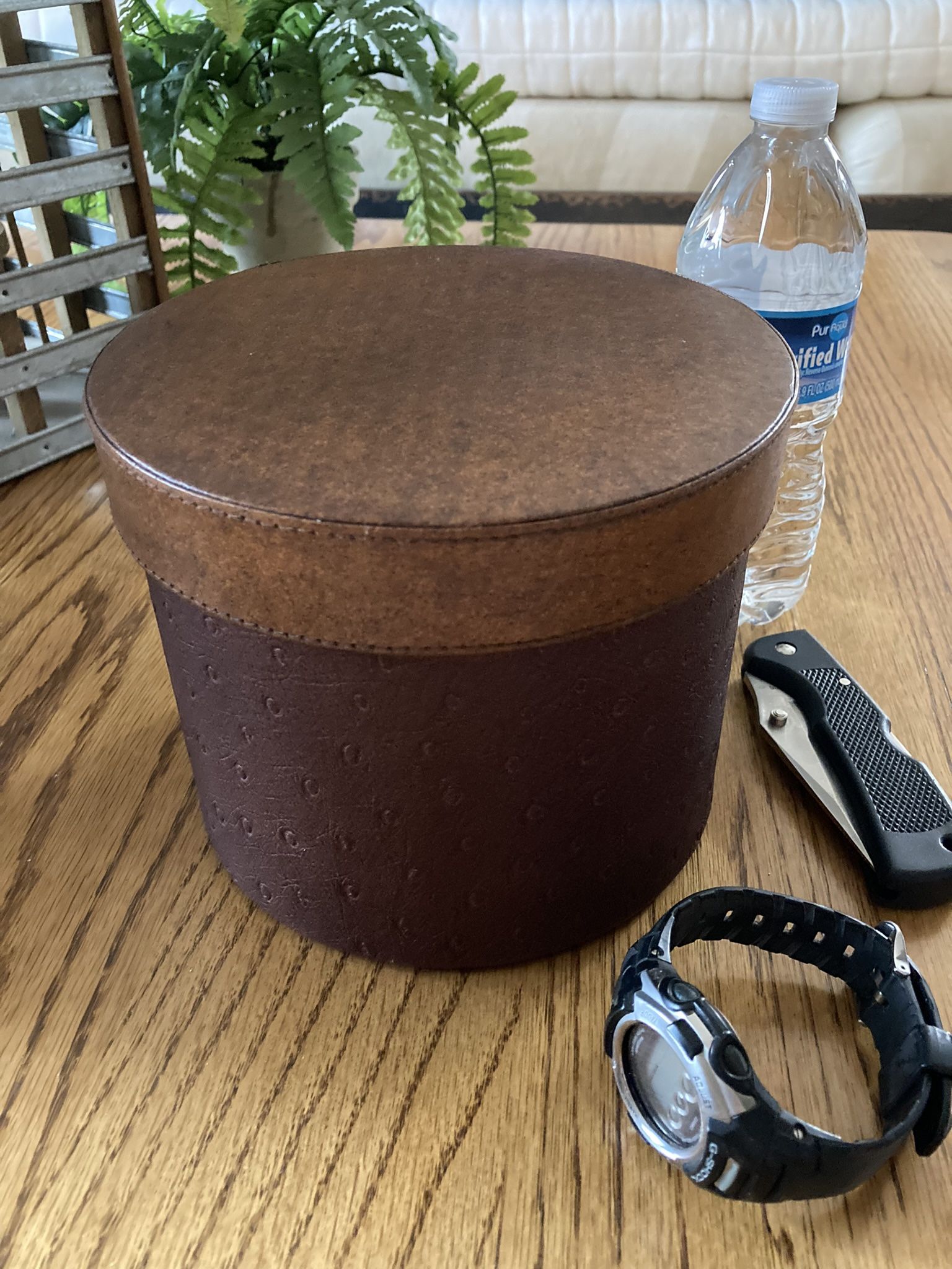 Brown Leather Box Round with Lid