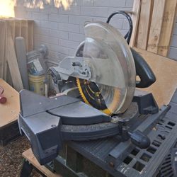 Craftsman 12" Mitersaw