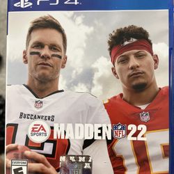PS4 Madden NFL 22 – Complete w/ Case & Disc (Works Perfect)