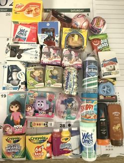 MINI BRANDS