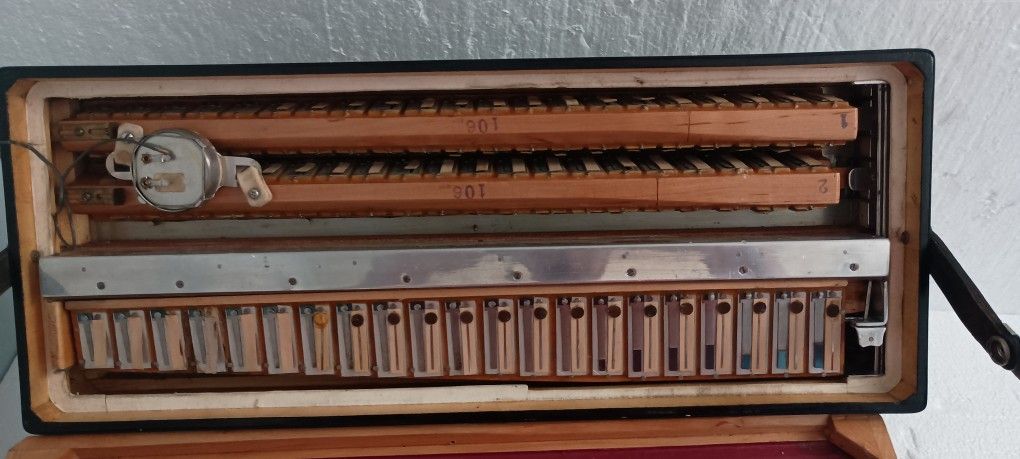 Melotone Accordion