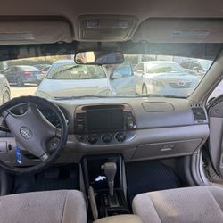 2004 Toyota Camry