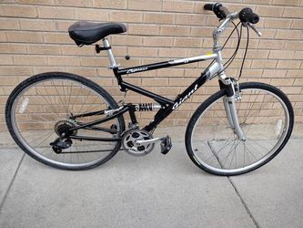 Giant Cypress LX Full Suspension (Northglenn)