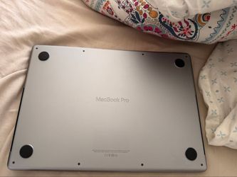 MacBook Pro 14" (2021) M1 Pro 16GB 512GB - For Parts / Repair