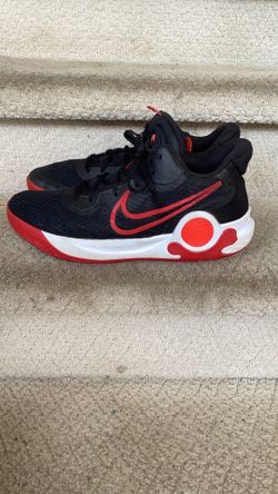 Nike kd’s (Basketball Shoes)