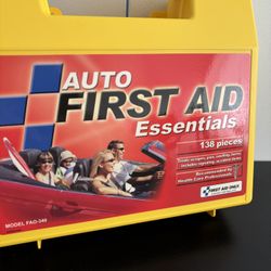 Auto First Aid Essentials Kit