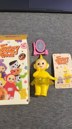 Teletubbies Fantasy Candy World Laa-Laa Figure