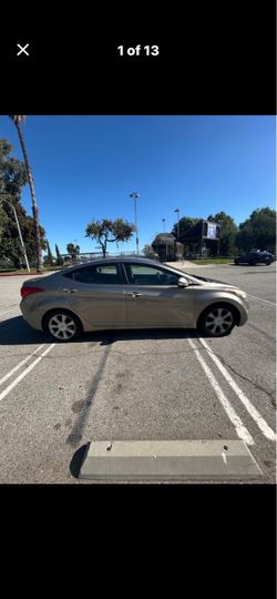 Hyundai Elantra limited edition 2013