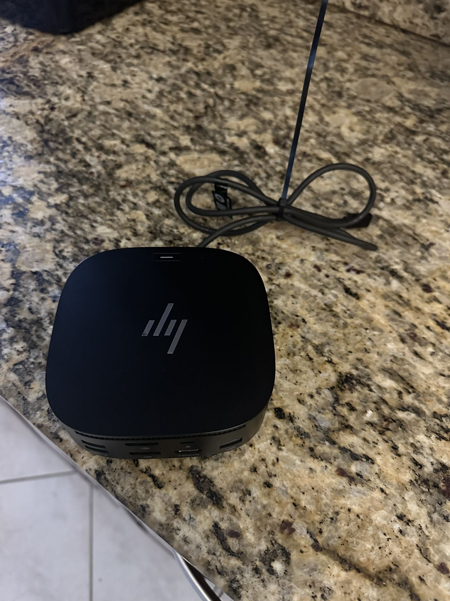 HP USB-C Dock G5