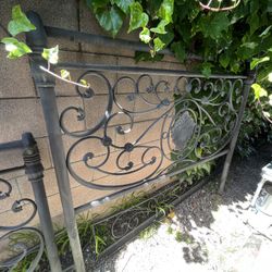 Beautiful Queen Rod Iron Frame