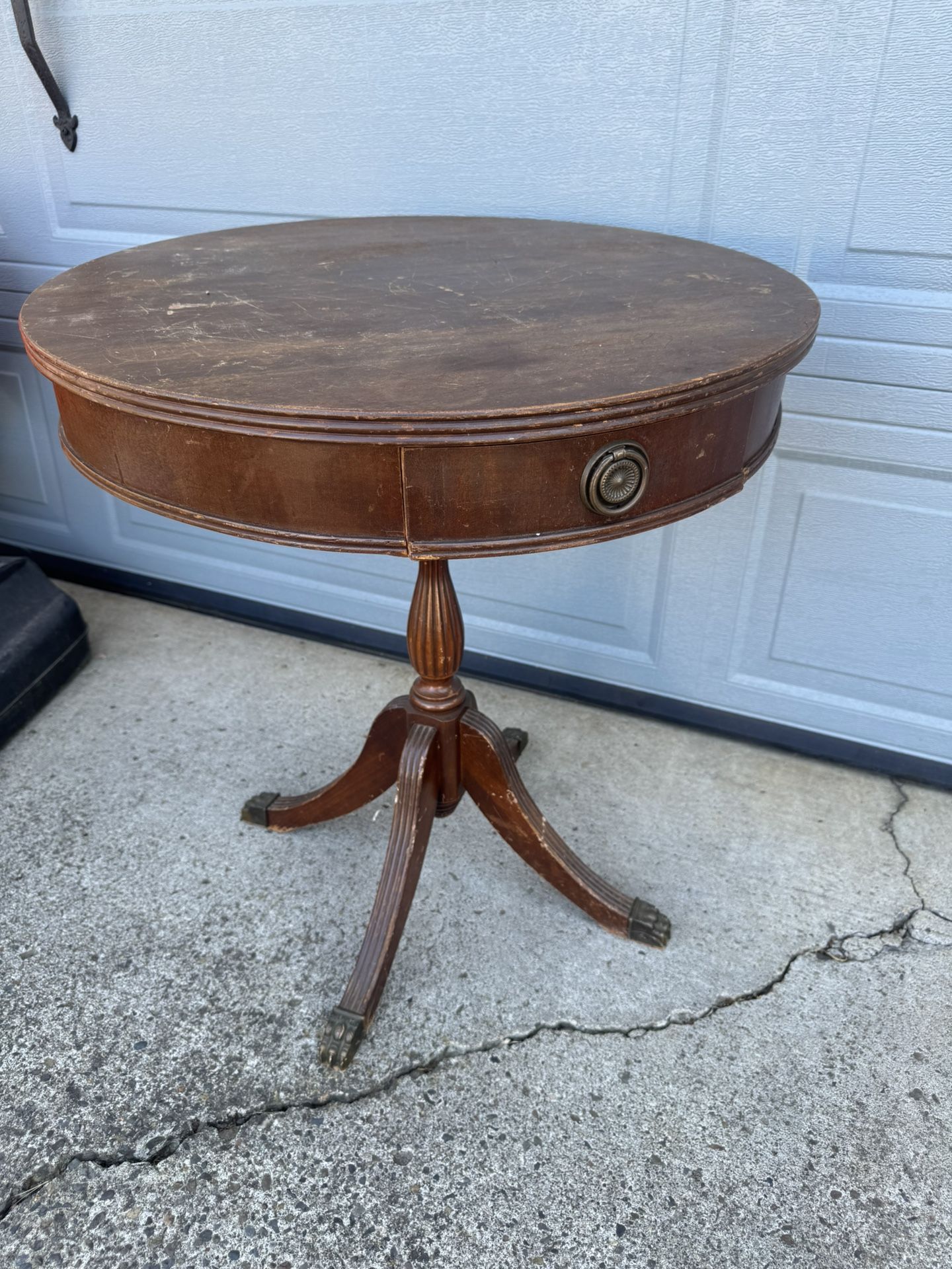 Round Pedestal End Table