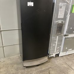 WHIRLPOOL GLADIATOR REFRIGERATOR NO FREEZER 