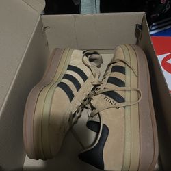 Adidas Gazelle Bold size 8