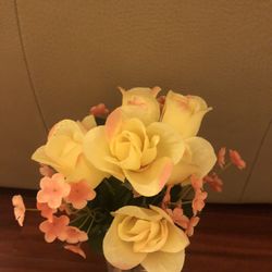 Yellow roses with pink accents flower arrangement