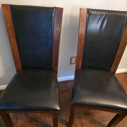 Dining Room Table Chairs (6)